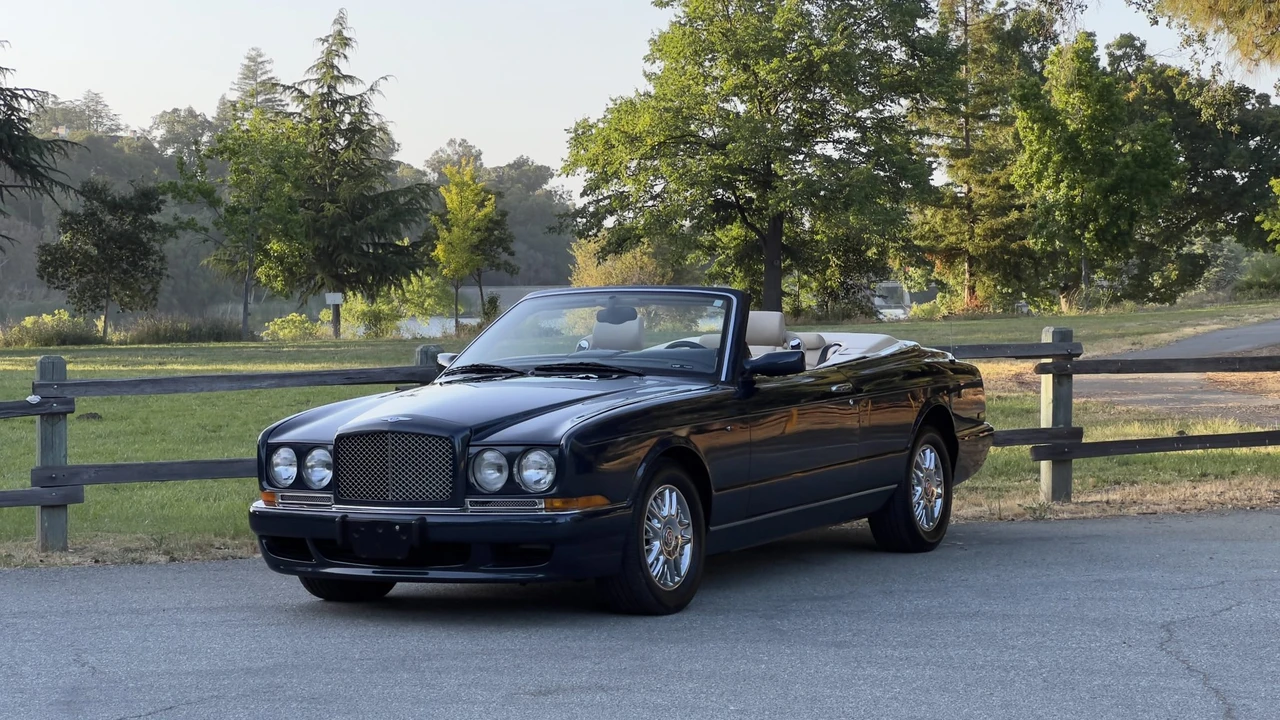 2001 Bentley Azure 1st Gen - Image 14 of 31