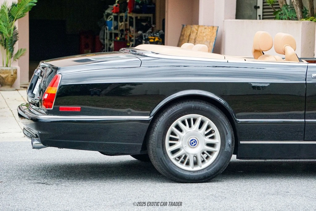 2001 Bentley Azure 1st Gen - Image 10 of 12