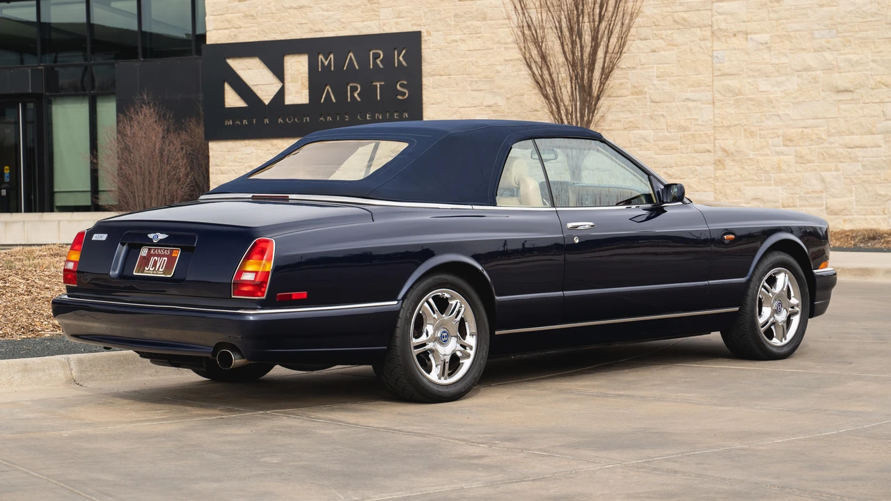2001 Bentley Azure 1st Gen - Image 14 of 26