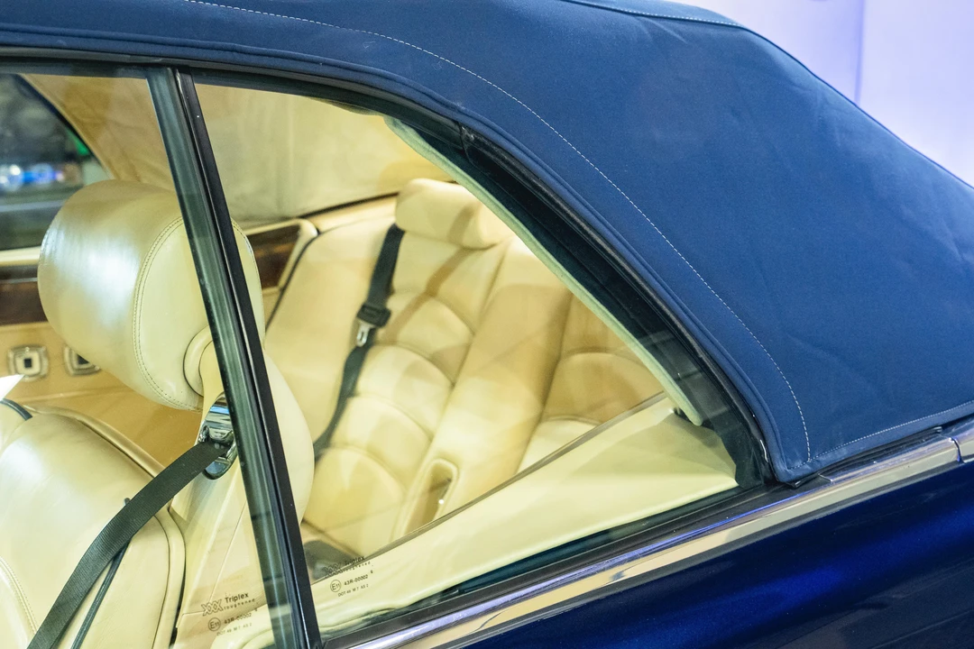2001 Bentley Azure 1st Gen - Image 19 of 26