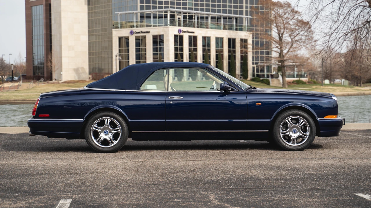 2001 Bentley Azure 1st Gen - Image 15 of 26
