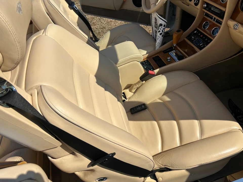 2001 Bentley Azure 1st Gen - Image 21 of 25
