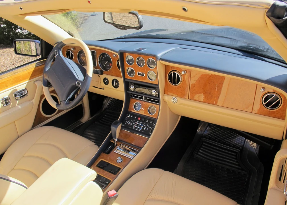 2001 Bentley Azure 1st Gen - Image 4 of 31