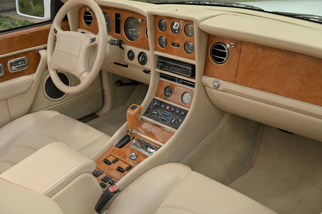 2001 Bentley Azure 1st Gen - Image 29 of 31