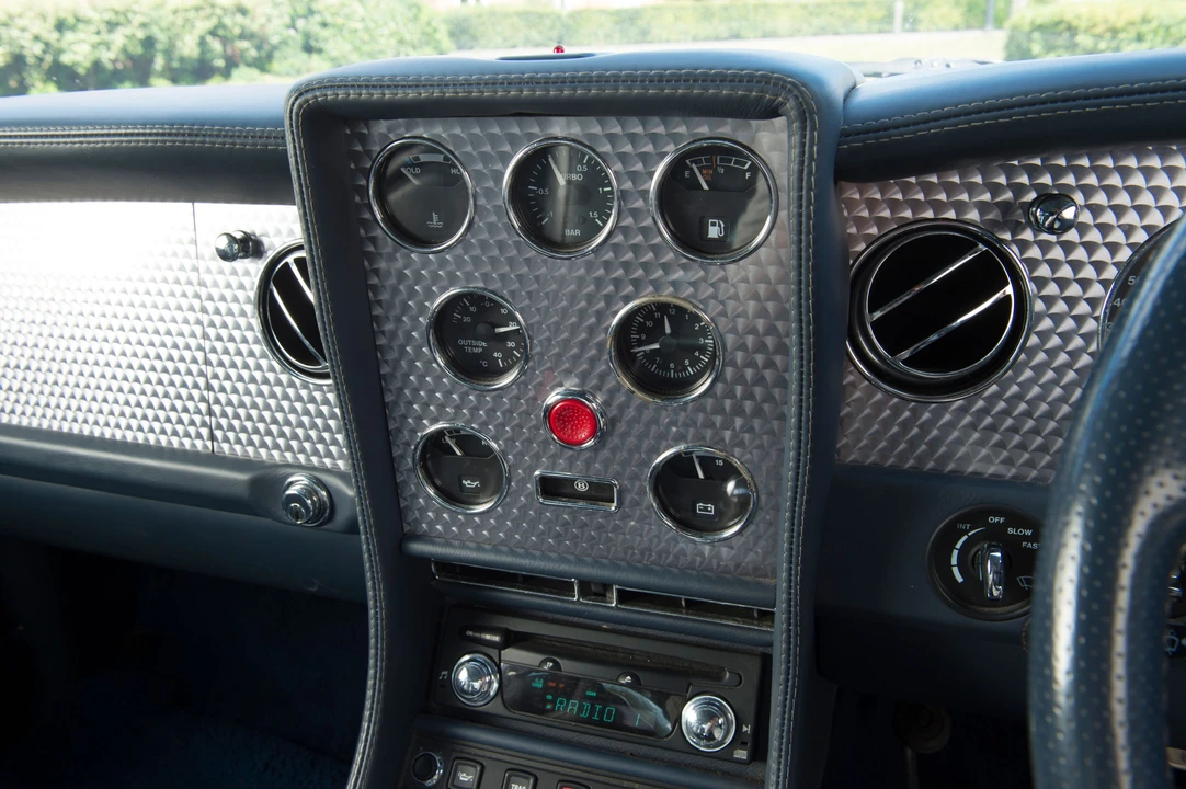 2001 Bentley Continental T - Image 9 of 24
