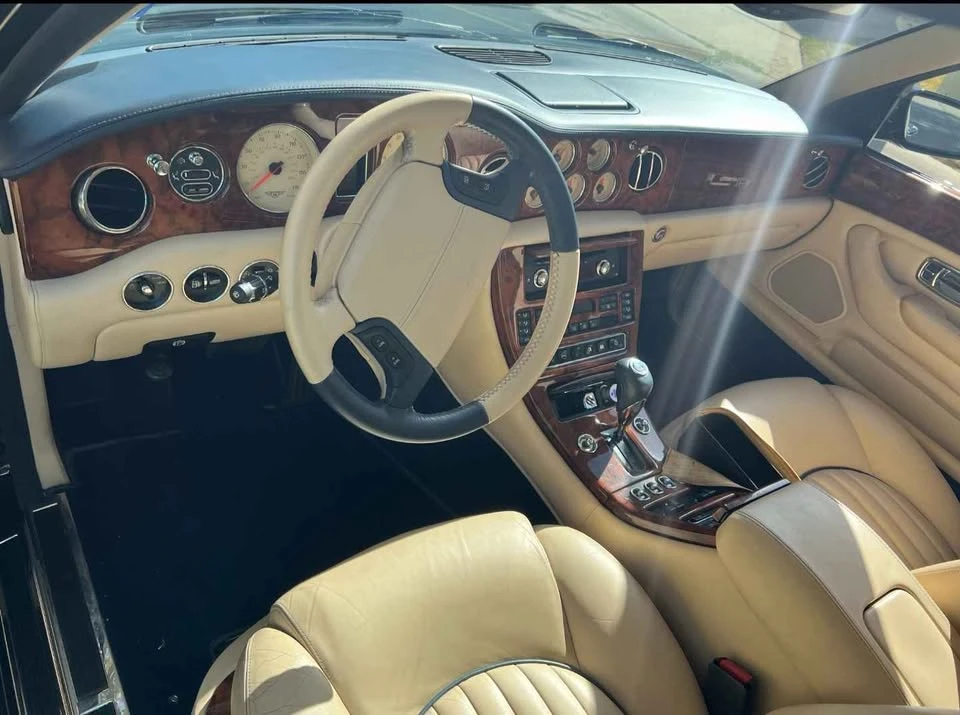 2001 Bentley Arnage - Image 11 of 14