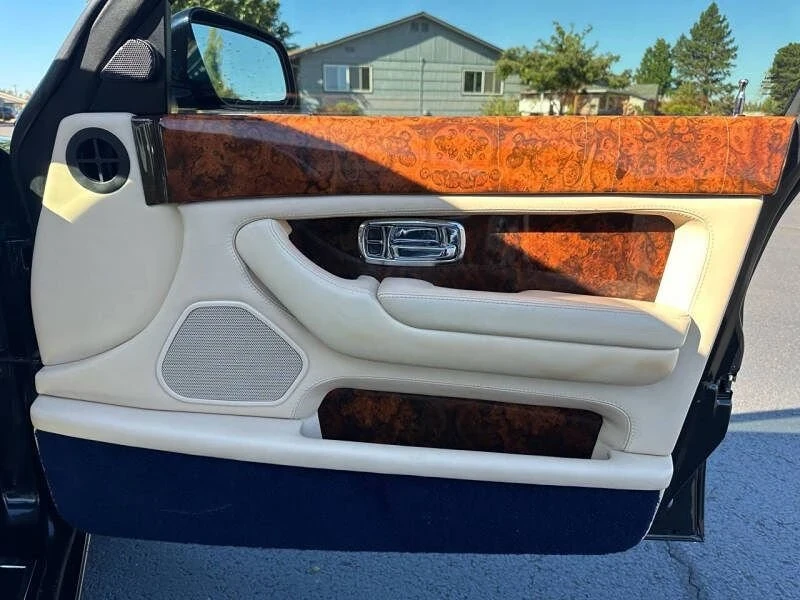 2001 Bentley Arnage - Image 10 of 18