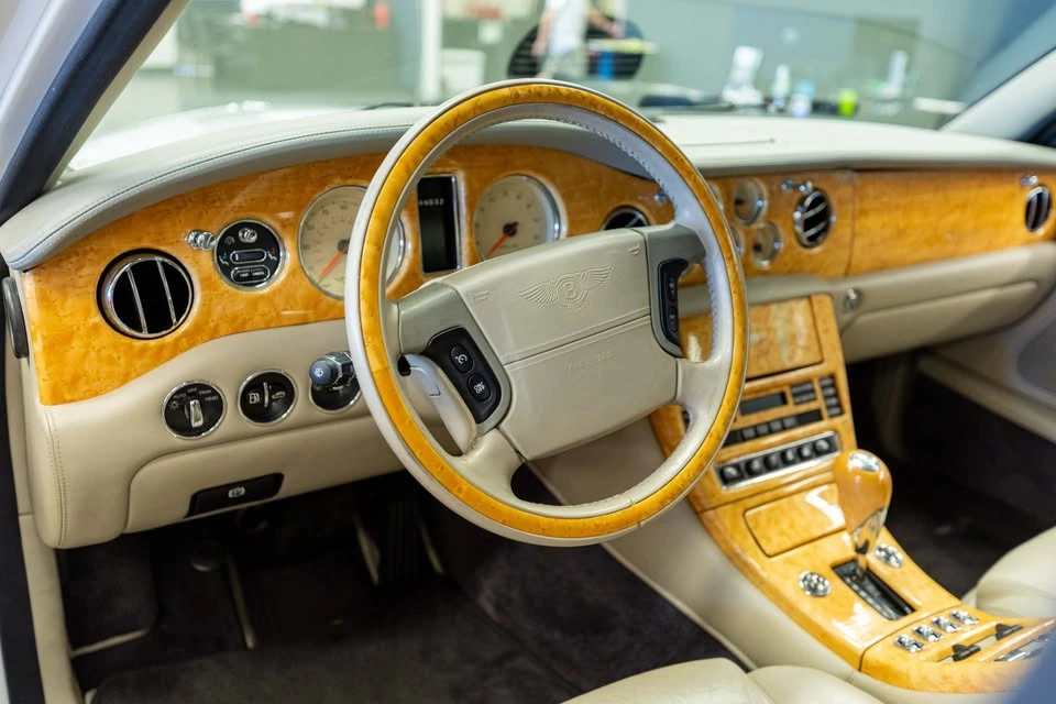 2001 Bentley Arnage - Image 8 of 14