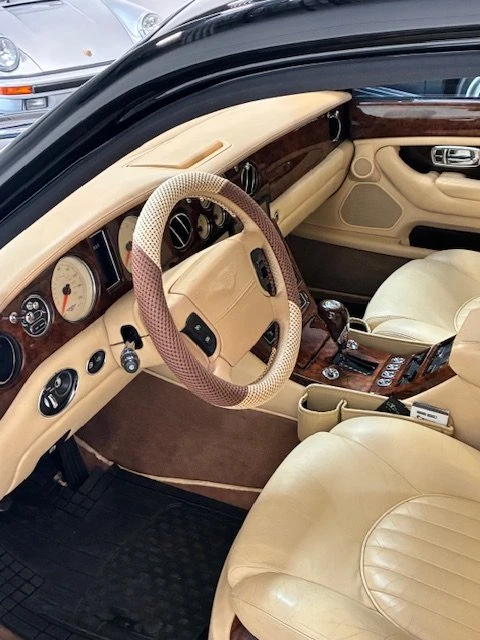 2001 Bentley Arnage - Image 8 of 16