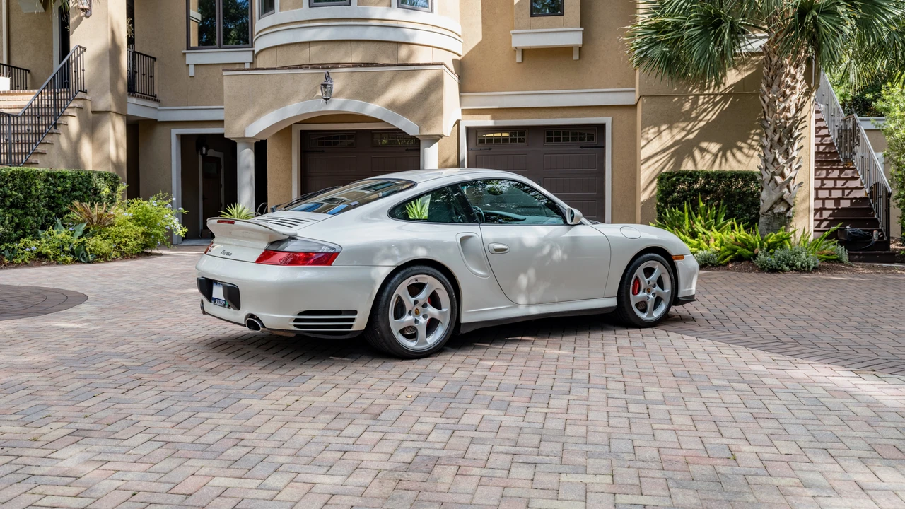 2001 Porsche 996 Turbo - Image 8 of 31
