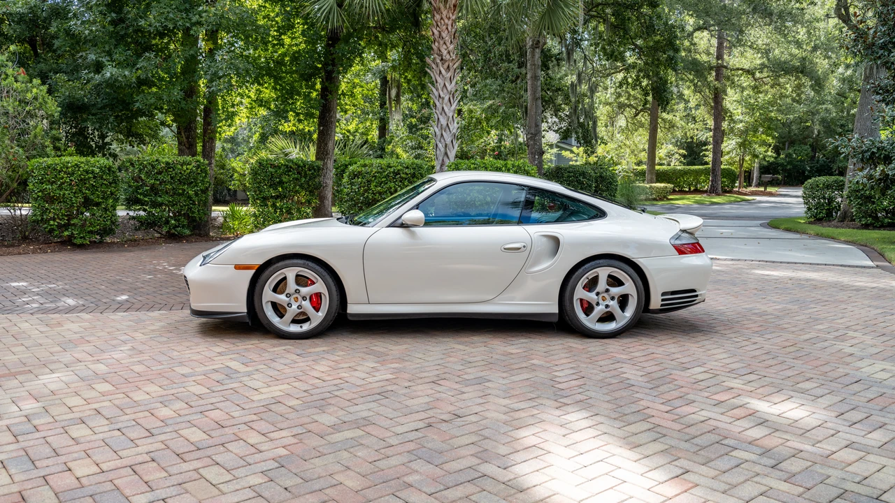2001 Porsche 996 Turbo - Image 5 of 31