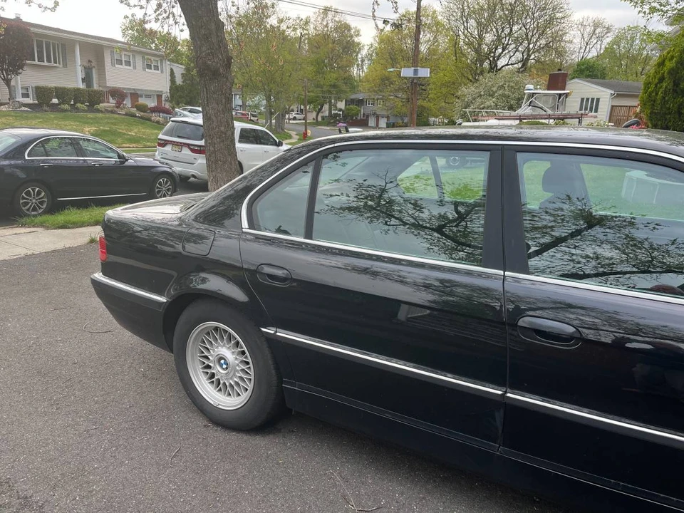 2001 BMW E38 7 Series - Image 3 of 5