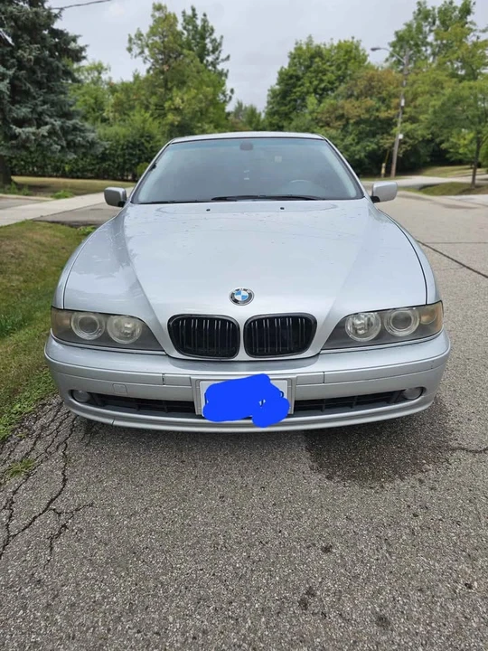 2001 BMW E39 540i - Image 4 of 10