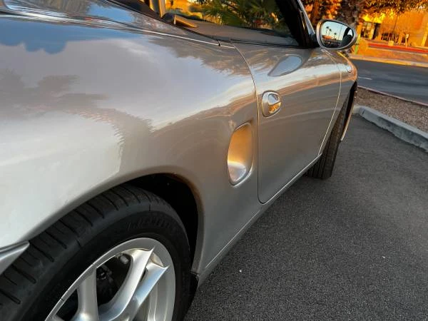 2001 Porsche 986 Boxster - Image 8 of 21