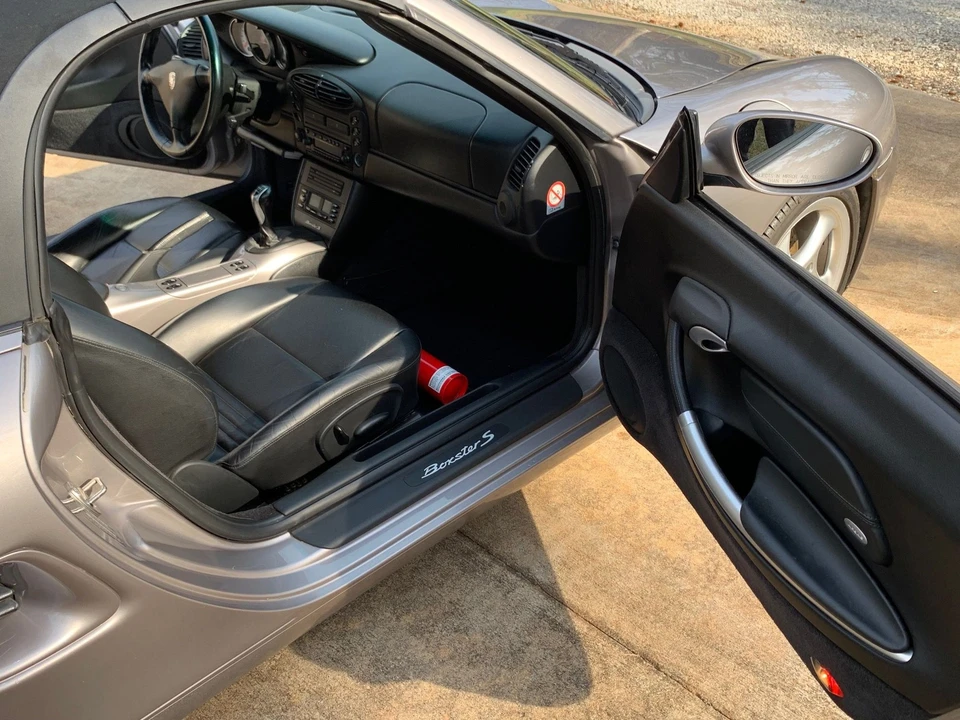 2001 Porsche 986 Boxster S - Image 11 of 25