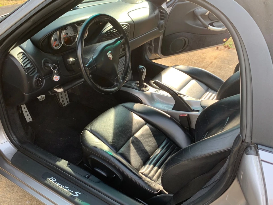 2001 Porsche 986 Boxster S - Image 16 of 25