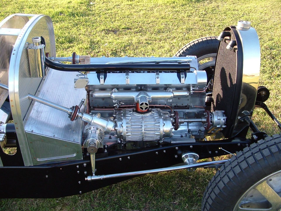 2001 Bugatti - Image 5 of 7