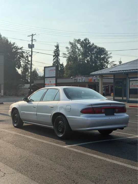 2001 Buick Century - Image 2 of 10