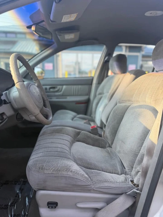 2001 Buick Century - Image 5 of 10