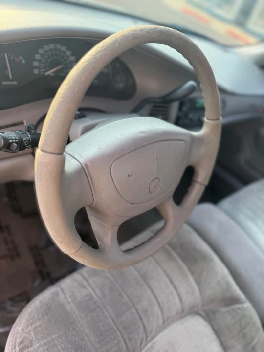 2001 Buick Century - Image 7 of 10