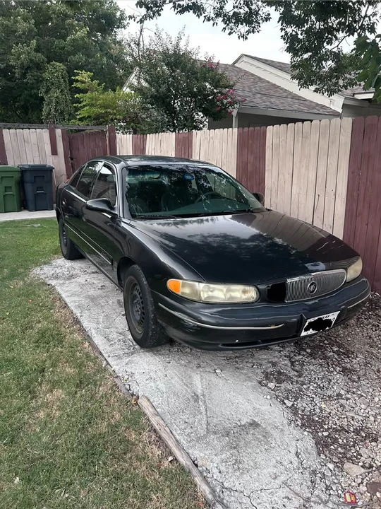 2001 Buick Century - Image 2 of 6