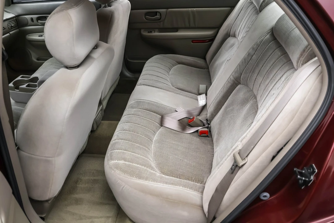 2001 Buick Century - Image 7 of 12