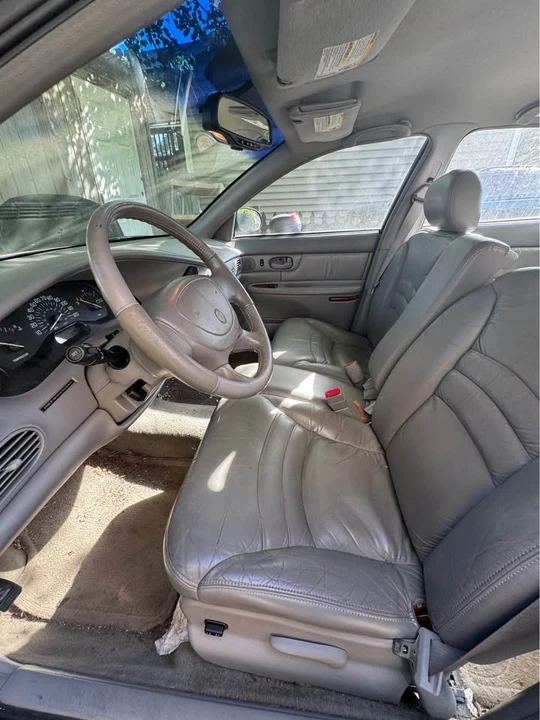 2001 Buick Century - Image 8 of 11