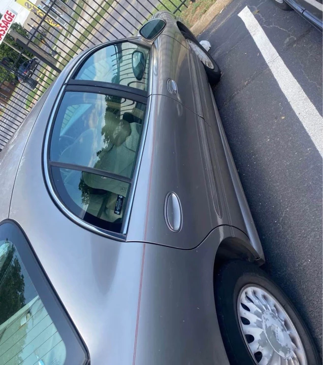 2001 Buick LeSabre - Image 2 of 12