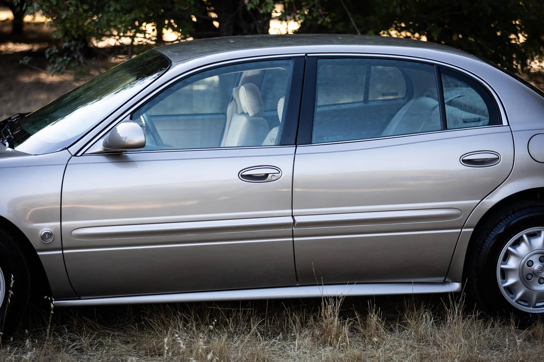 2001 Buick LeSabre - Image 17 of 31