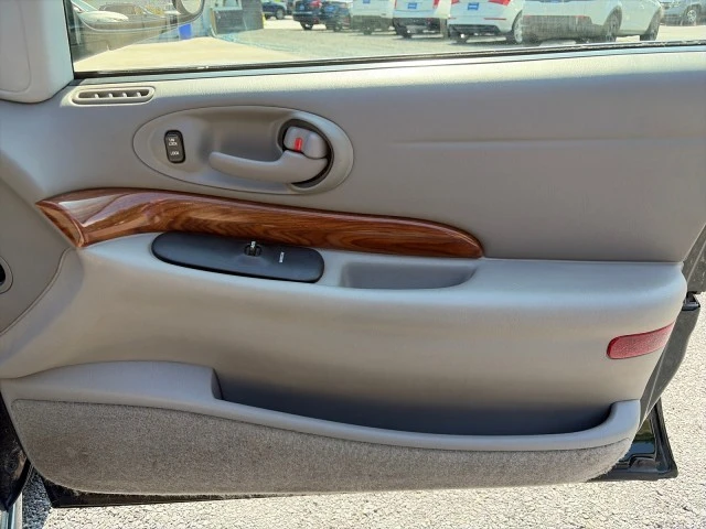 2001 Buick LeSabre - Image 22 of 31
