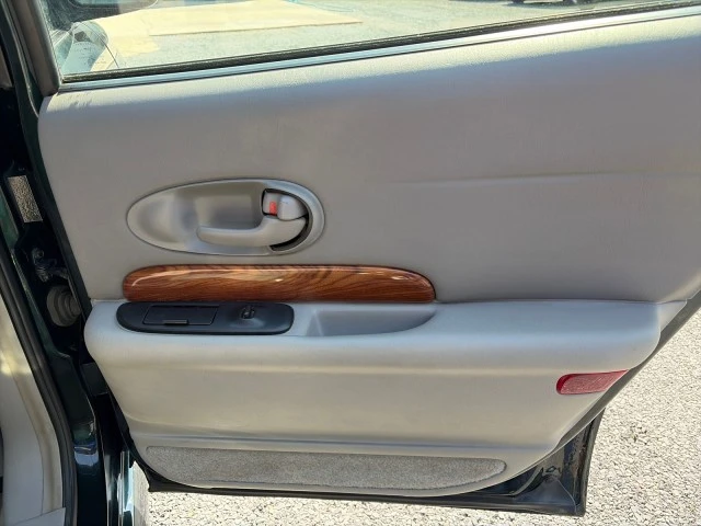 2001 Buick LeSabre - Image 26 of 31