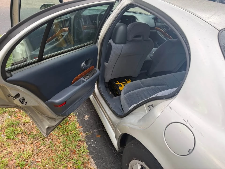 2001 Buick LeSabre - Image 8 of 15