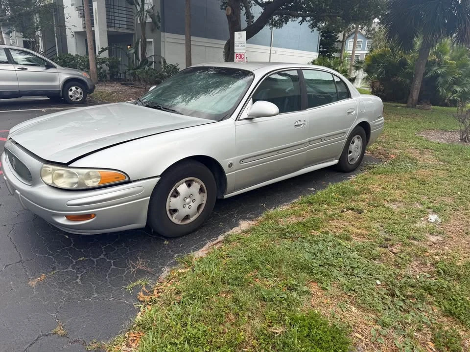 2001 Buick LeSabre - Image 2 of 15