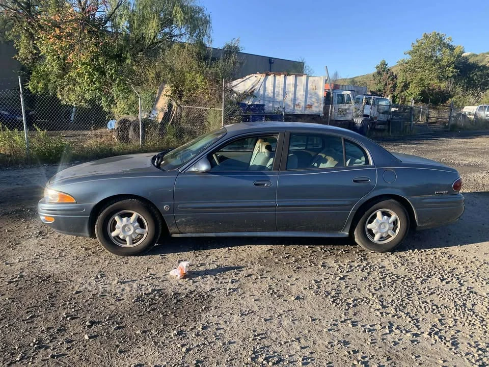 2001 Buick LeSabre - Image 2 of 6