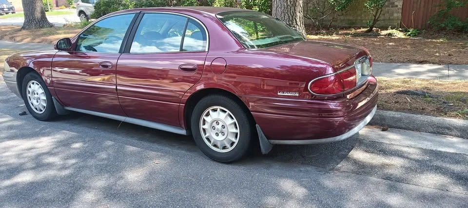 2001 Buick LeSabre - Image 2 of 5