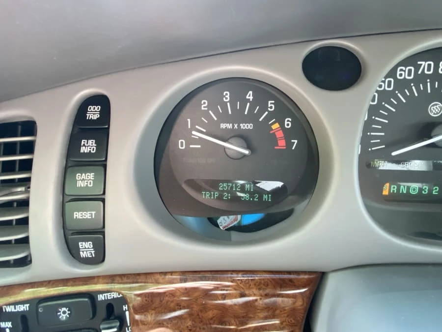 2001 Buick LeSabre - Image 6 of 7