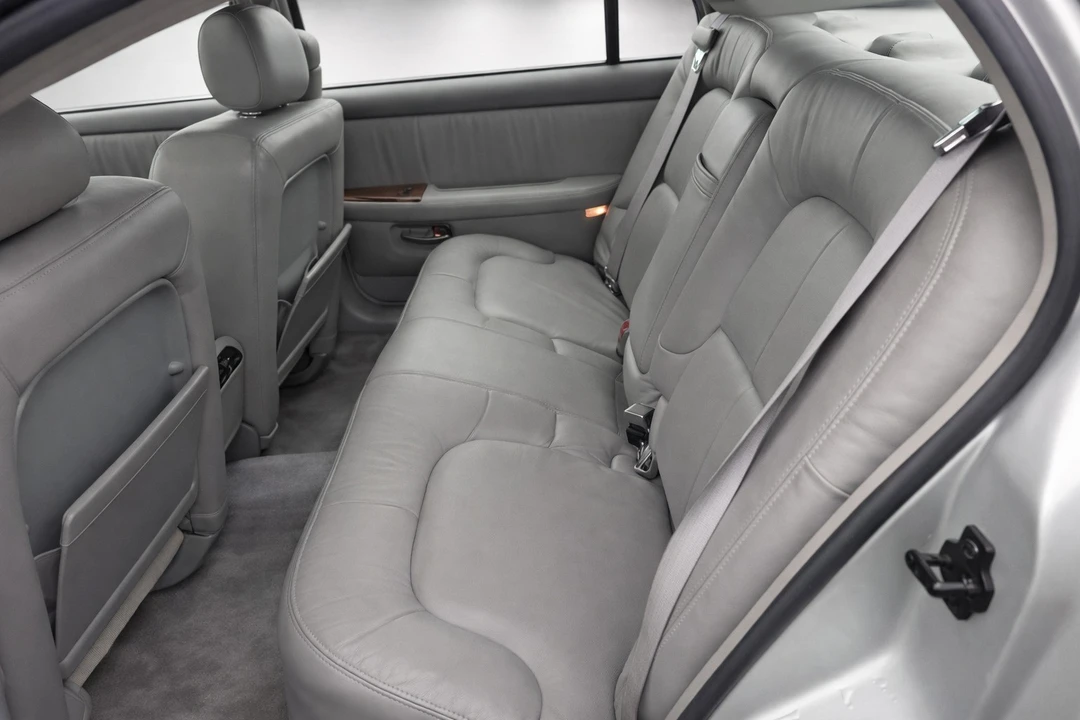 2001 Buick Park Avenue - Image 5 of 6