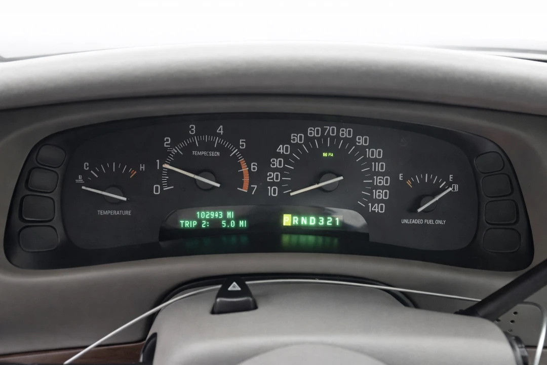 2001 Buick Park Avenue - Image 4 of 6