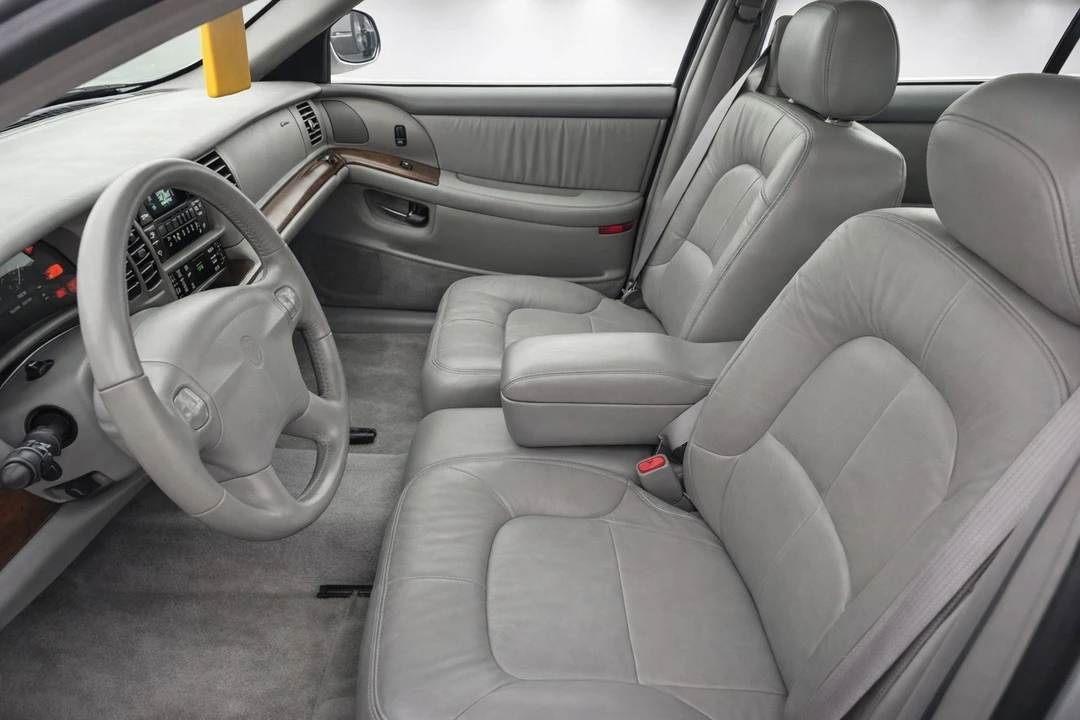 2001 Buick Park Avenue - Image 3 of 6