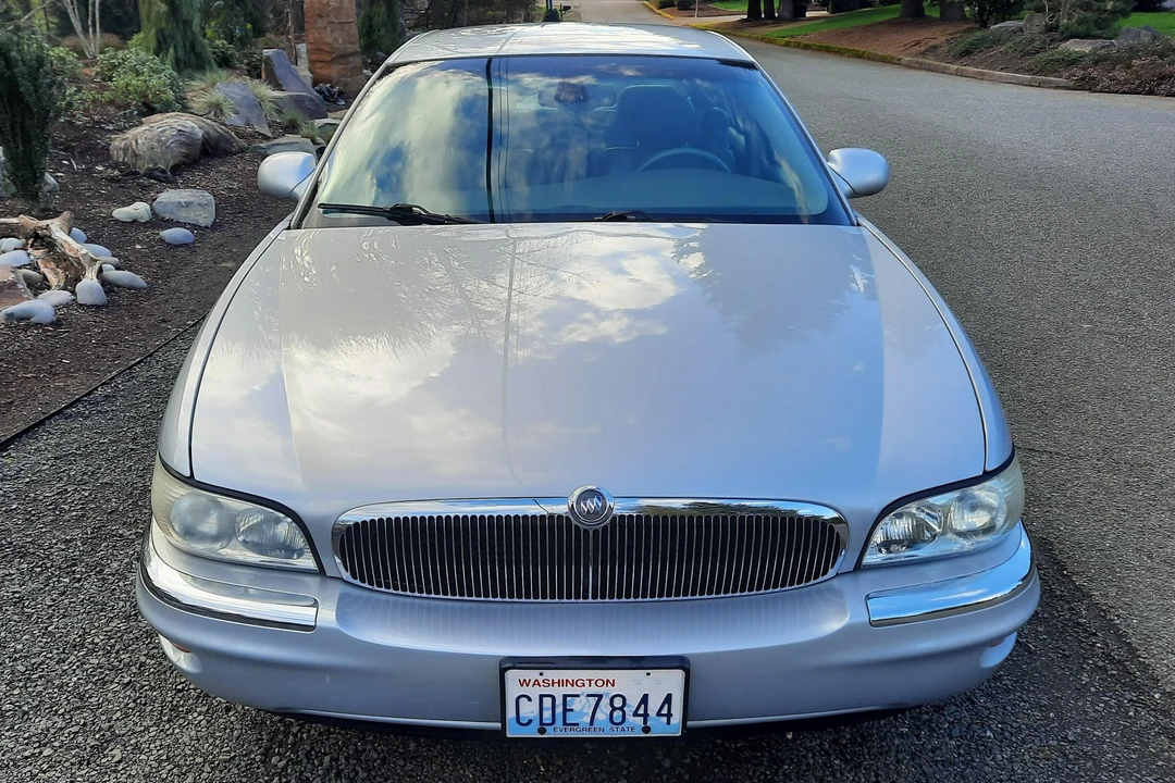 2001 Buick Park Avenue - Image 2 of 31