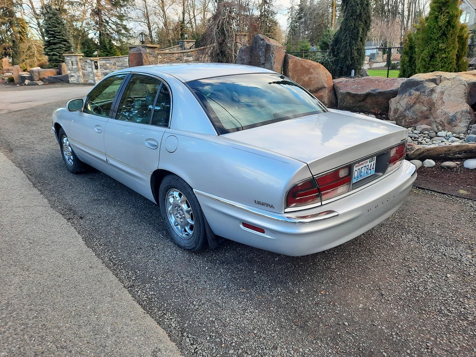 2001 Buick Park Avenue - Image 9 of 31
