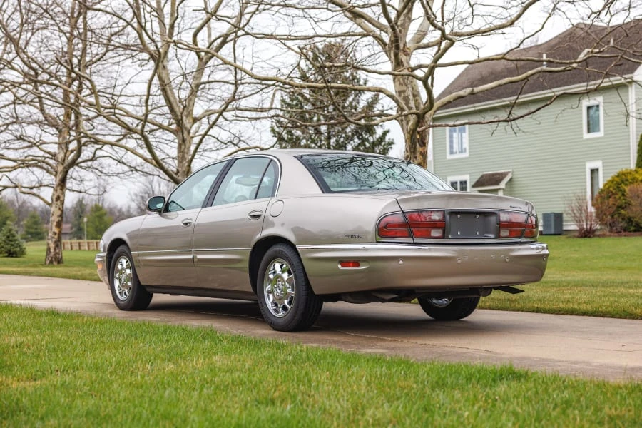 2001 Buick Park Avenue - Image 13 of 31