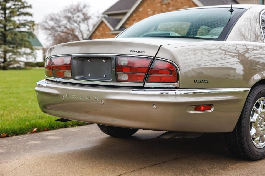 2001 Buick Park Avenue - Image 16 of 31