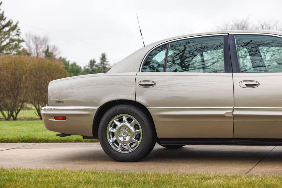 2001 Buick Park Avenue - Image 14 of 31