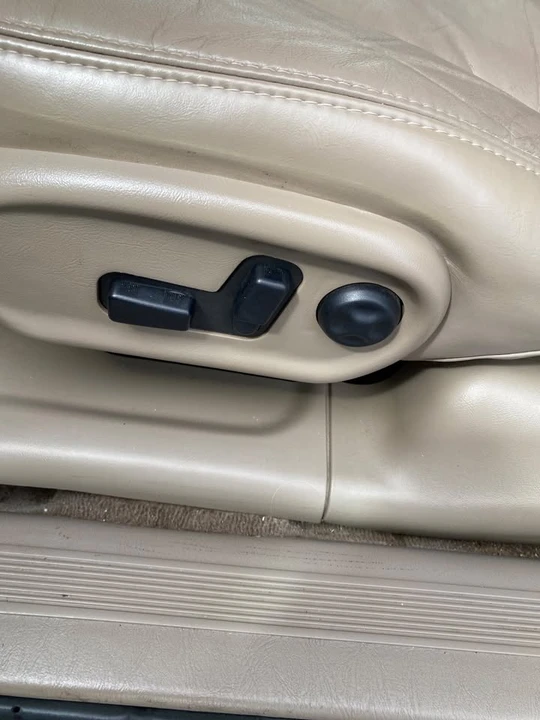 2001 Buick Park Avenue - Image 15 of 18
