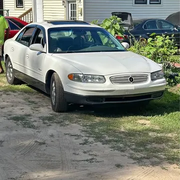 2001 Buick Regal GS Sedan 4D