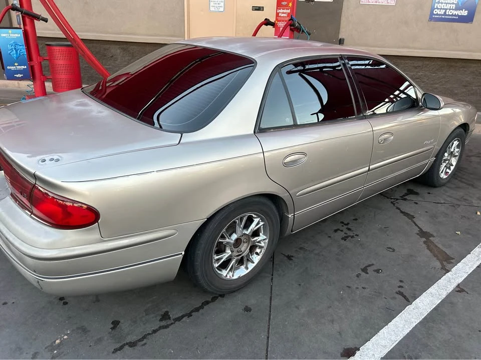 2001 Buick Regal - Image 2 of 6