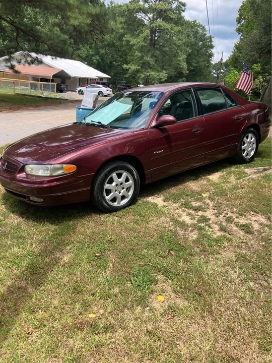 2001 Buick Regal - Image 2 of 8