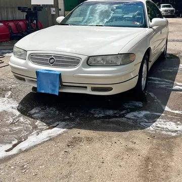 2001 Buick Regal LS Sedan 4D