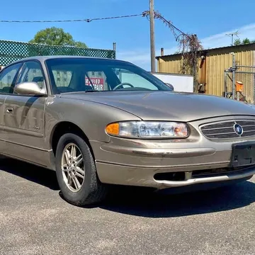 2001 Buick Regal LS Sedan 4D